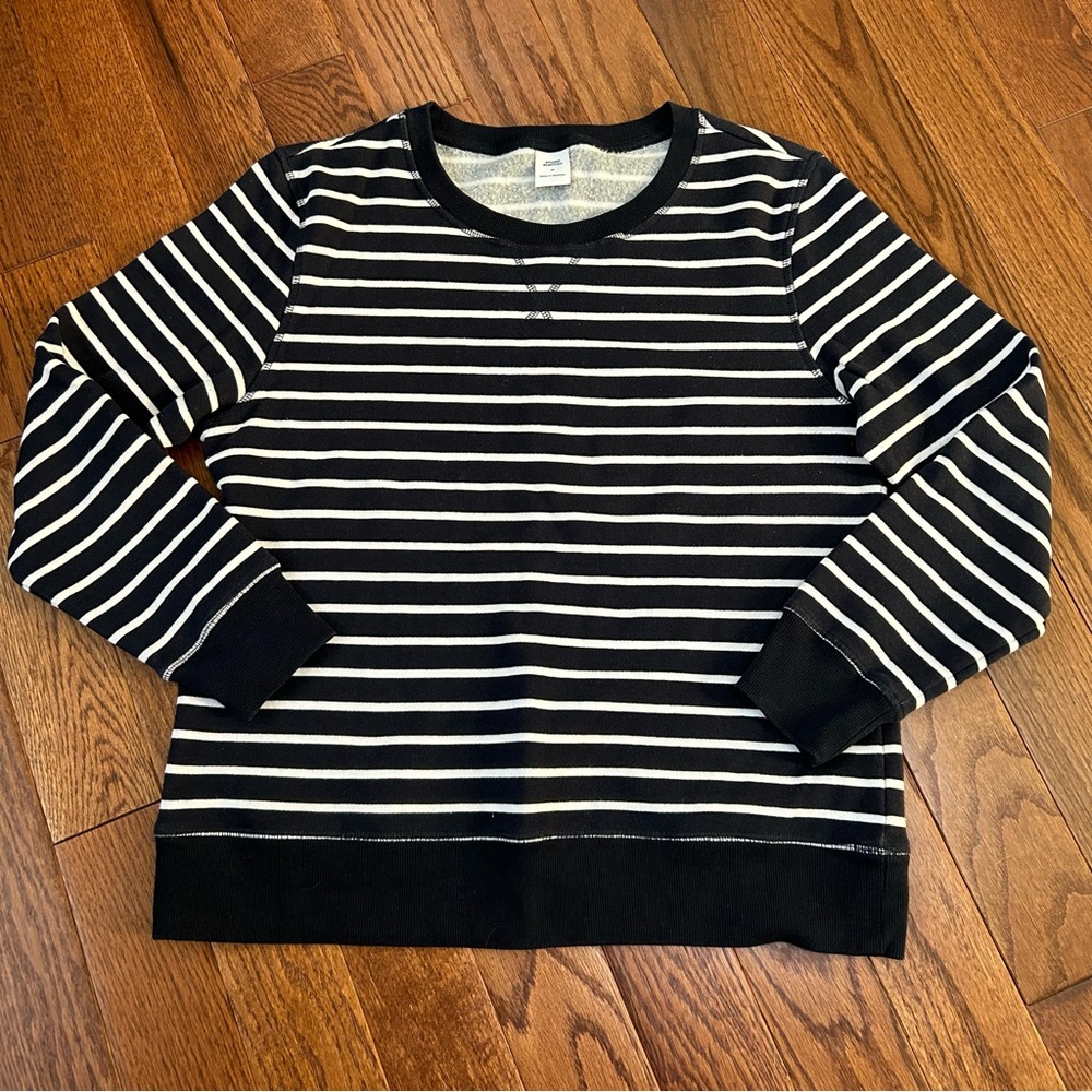 Amazon Essentials Fleece Crewneck Pullover Navy and White Striped size M